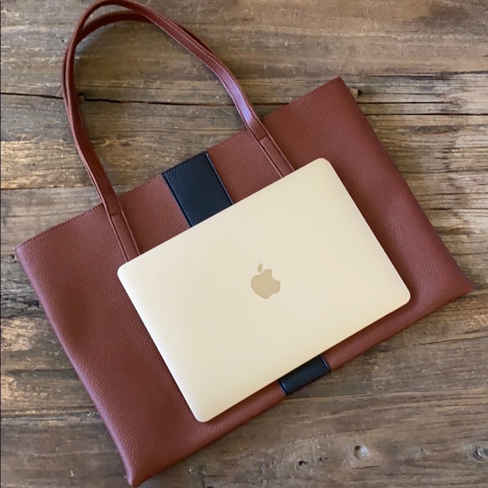 Vince Camuto handbag - Picture 7 of 7
